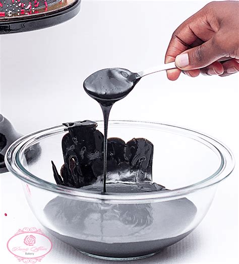 How to make a Black drip cake – Dainty Affairs Bakery | Cakes ...