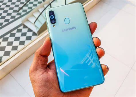 Samsung Galaxy M40 Review with pro & cons: should you buy it? - Smartprix