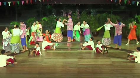 Sayaw ed Tapew Na Bangko - La Danza Filipiniana - YouTube