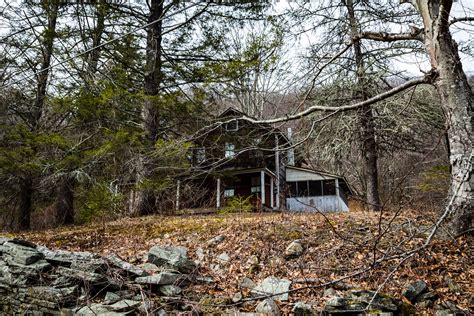 West Shokan, New York - Hidden Catskills House - Our Ruins