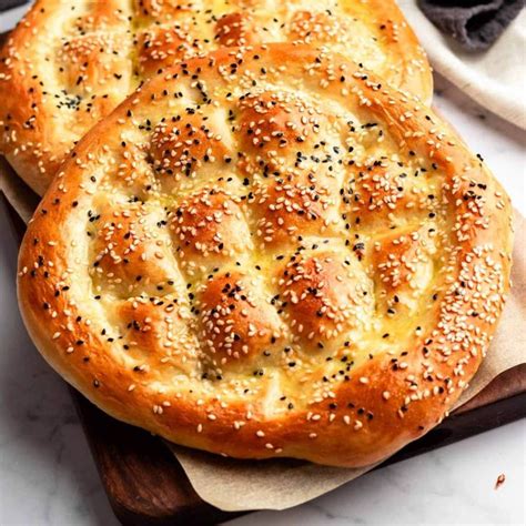 Fluffy Turkish Bread (Pide Bread) | Recipe | Pide bread, Bread calories, Recipes