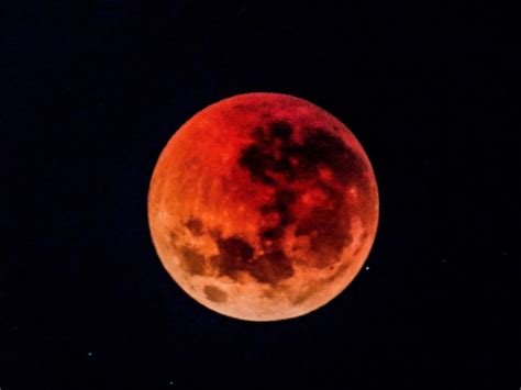 Lunar eclipse: Super blood wolf moon to be seen by 2.8 billion ...