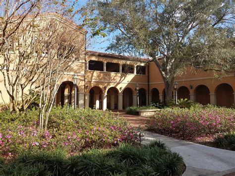 Tour college: Rollins College