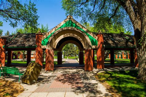 Galt Gardens in Lethbridge, Alberta : Visitor Attractions - Gardens ...