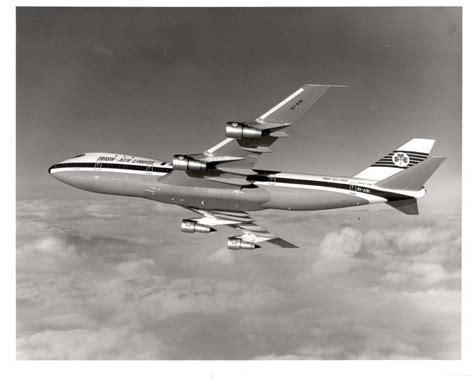 Aer Lingus Airlines Boeing 747 Airplane EIASI B & W photo | 747 airplane, Passenger planes, Airplane