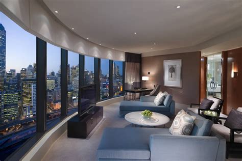 Crown Towers Melbourne is awarded prestigious Forbes Five Star Award