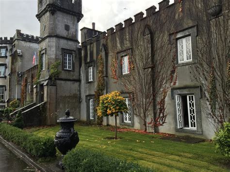 That time we stayed in a Castle - Ballyseede Castle Ireland | I Run For ...