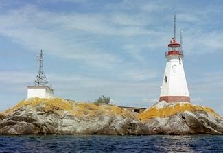 Western Islands Lighthouse, Ontario Canada at Lighthousefriends.com