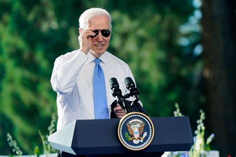 Joe Biden gifts Vladimir Putin a pair of aviator sunglasses