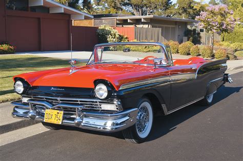 1957 Ford Fairlane