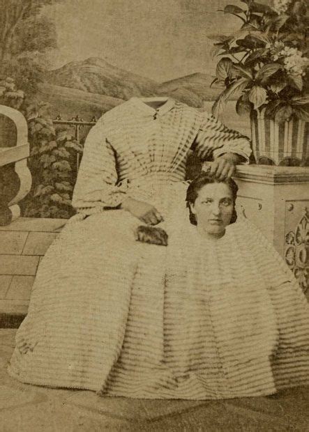 13 Wonderfully Weird Headless Victorian Photographs | Creepy photos, Creepy vintage, Peculiar ...