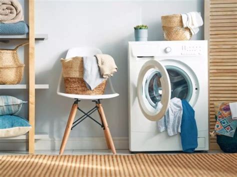 How To Wash Synthetic Clothes In A Right Way In Home - Techolac