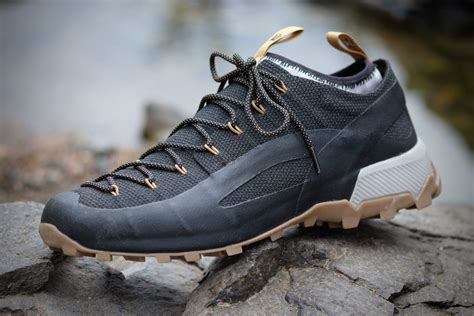 Naglev Unico Kevlar Shoe Review: This Italian Hiker Is (Coco)Nuts! | GearJunkie