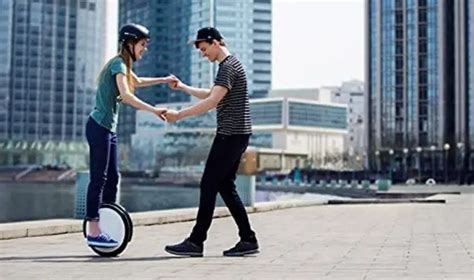 Top 5 Best One Wheel Scooter For Your Daily Commute