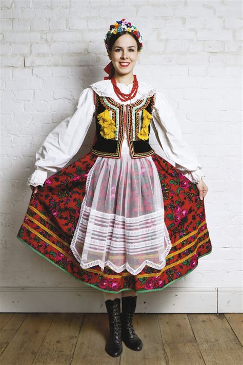 A few examples of Polish regional dresses :) ... - Polish Folk Costumes ...