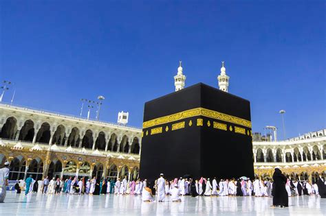 De Kaaba - ¿Que es la Kaaba de la Meca? ¿Y la Piedra negra? - Veroni Requit