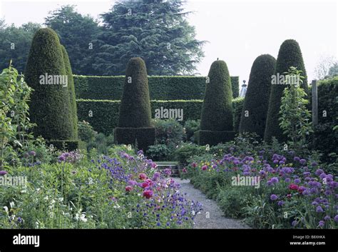 Hidcote Manor Garden Stock Photo - Alamy