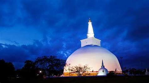 Ruwanweliseya, Anuradhapura | Timings, Entry Fees, History | Holidify