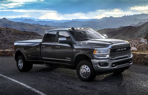 Three Reasons Why the Ram 3500 Dually Is the Best All Round Heavy Duty Pickup Truck - autoevolution