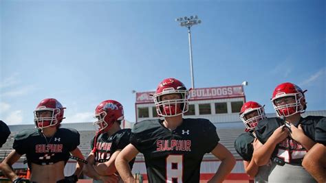 Oklahoma high school football: Longtime Sulphur coach Jim Dixon dies