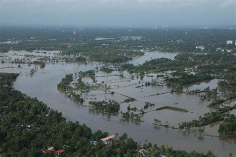 Kerala Flooding Continues: Rain Expected For Two More Days - Newsweek