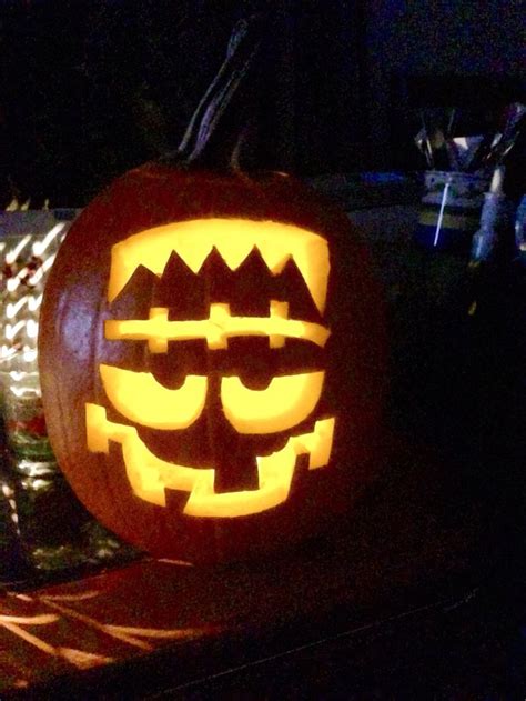 Pumpkin carving Frankenstein | Cute pumpkin carving, Halloween pumpkin stencils, Frankenstein ...