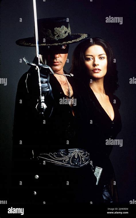 ANTONIO BANDERAS, CATHERINE ZETA-JONES, THE MASK OF ZORRO, 1998 Stock ...