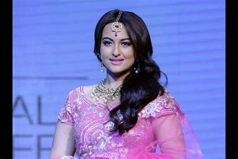 Sonakshi Sinha to judge digital fashion reality show - The Statesman