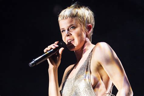 Hear Robyn's Bittersweet, Long-Teased New Song 'Honey' - Rolling Stone