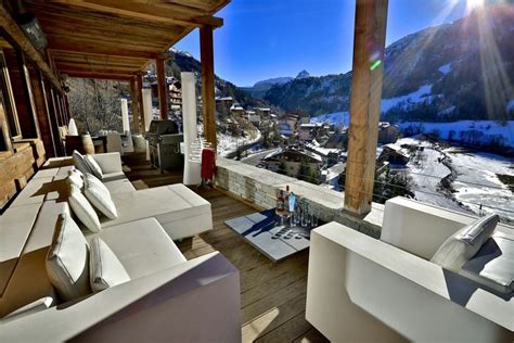 Ski Chalet in Tignes, 6 bedrooms, Jacuzzi / Hot Tub, Sauna, Log fire ...