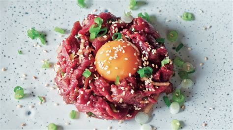 How To Make Yukhoe, Korean Steak Tartare - Food Republic