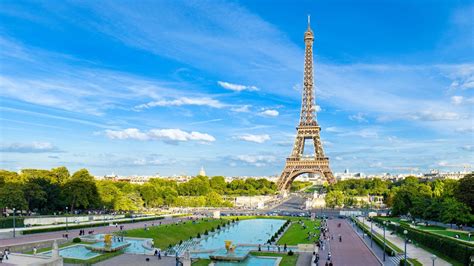 WISATA ROMANTIS KE MENARA EIFFEL DI PARIS, PRANCIS | Dunia Kita