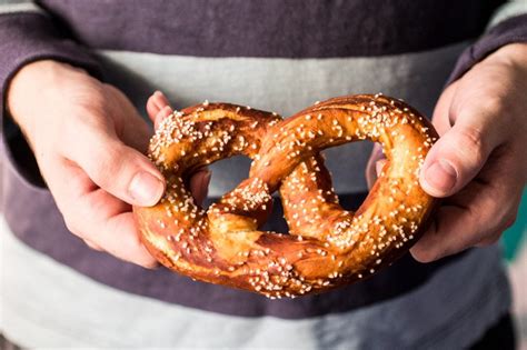 German Soft Pretzels (Laugenbrezel) - Olivia's Cuisine