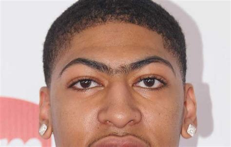 Report: Anthony Davis trademarks unibrow catchphrases - CBSSports.com