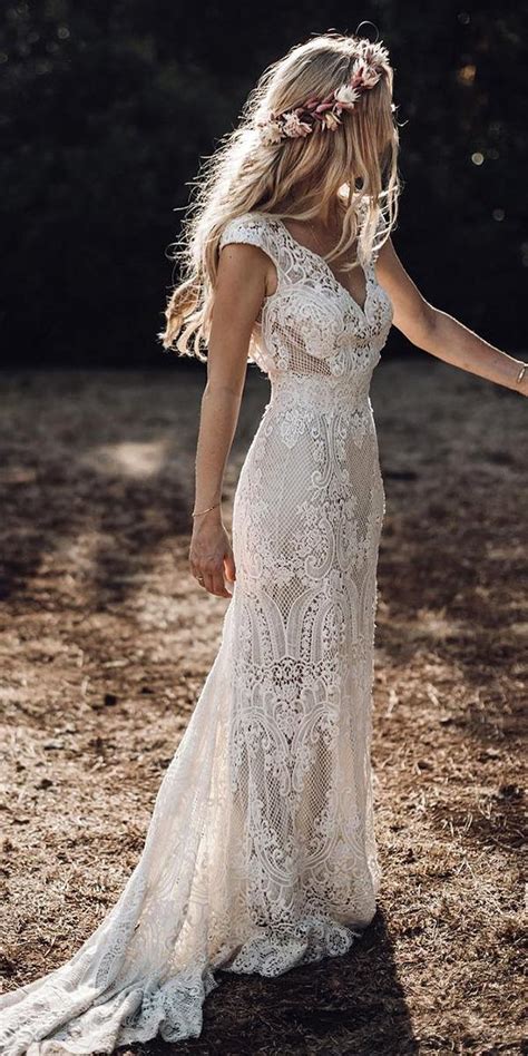 Top 18 Rustic Country Wedding Dresses for 2024