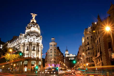 Download wallpaper for 960x544 resolution | Gran Via, Madrid, Spain ...