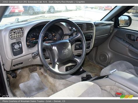 Graphite Interior - 2002 S10 ZR2 Extended Cab 4x4 Photo No. 40670498 ...