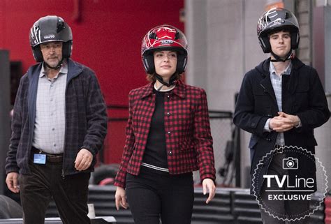 [PHOTOS] ‘The Good Doctor’ Season 2 Returning in January — Preview | TVLine