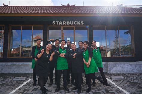 Kemeriahan 21 Tahun Kehadiran Starbucks di Indonesia - Ganlop.com