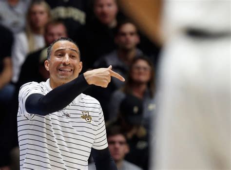 Marquette coach Shaka Smart Offers High Praise for Matt Painter, Purdue Basketball Program ...