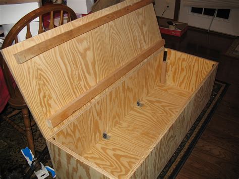 DIY Plywood Storage Bench