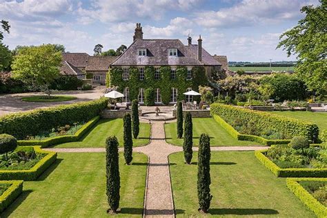 Luxury Living: Country Estates | Christie's