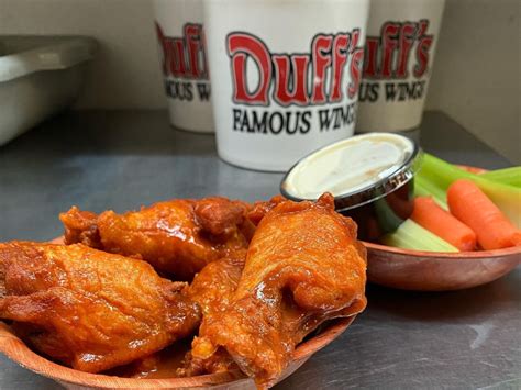 Duff's Wings | Niagara Falls USA