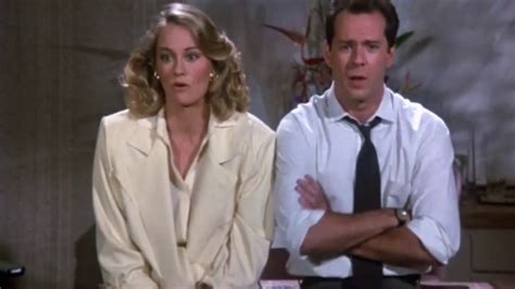 10 Things You Probably Didn't Know About Moonlighting!