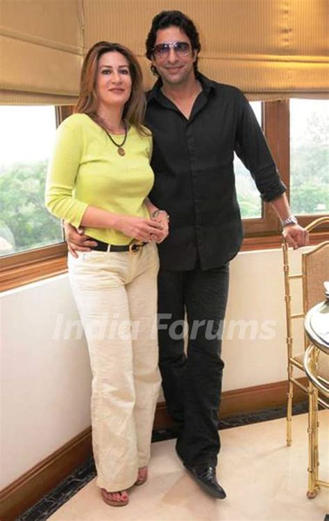 Wasim Akram with his first wife Late Huma Akram Photo