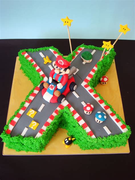 butter hearts sugar: Mario Kart Birthday Cake