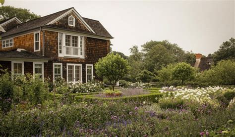 Kiki Nakita: Take A Tour Of Ina Garten's East Hampton Garden