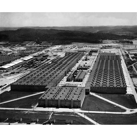 Aerial View Of The K25 Plant At The Oak Ridge Site Of The Manhattan ...