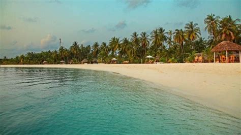 Lakshadweep floats global tenders for high-end resorts in bid to turn ...