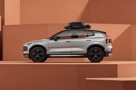 The Volvo EX30 Cross Country Is an Off-Road EV You Might Be Able to Afford